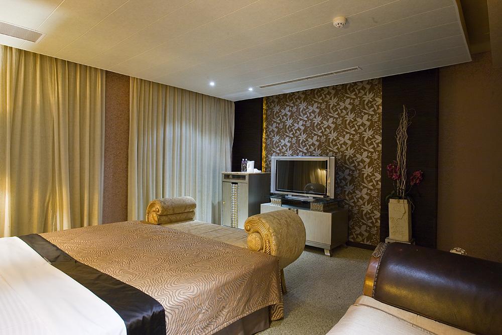 Crystal Business Motel Hsichu-stad Buitenkant foto